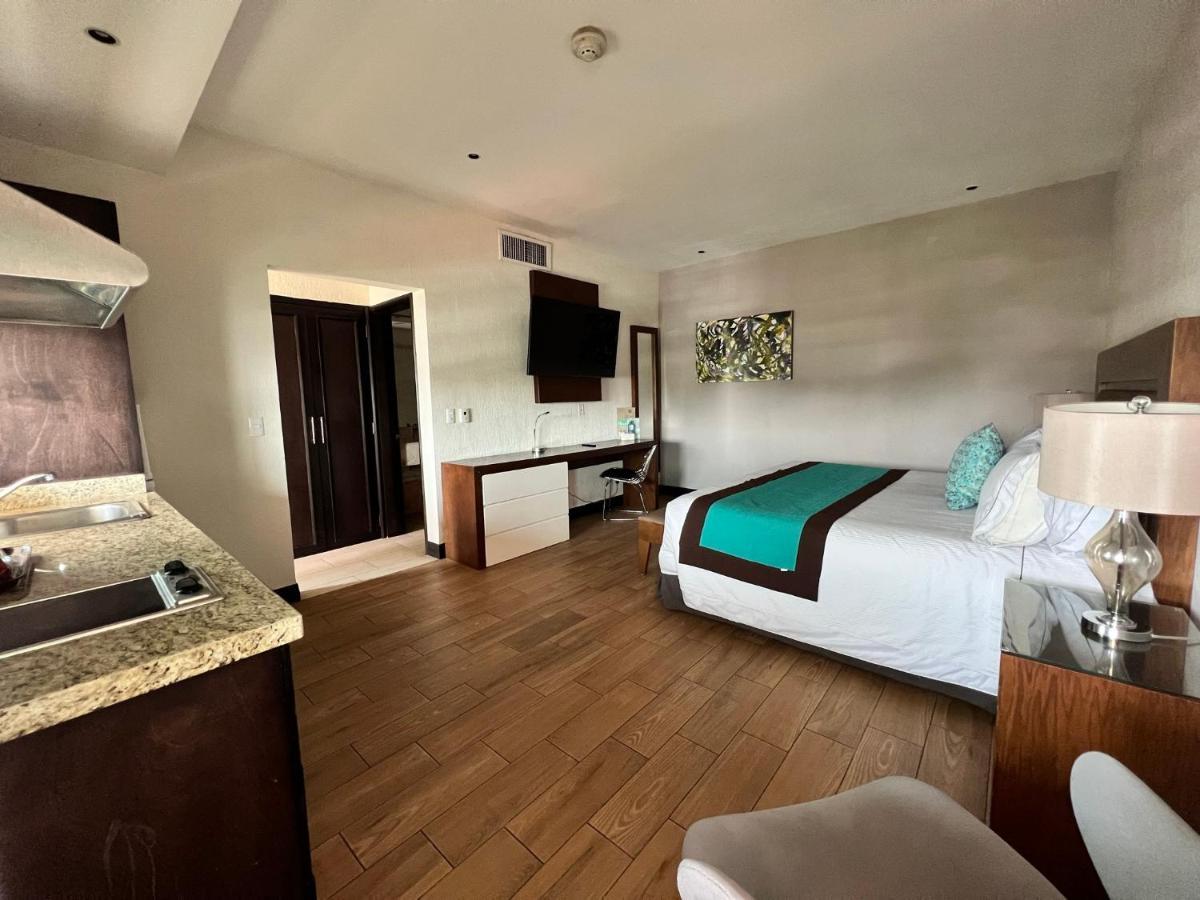 Aurea Hotel And Suites Zapopan Extérieur photo