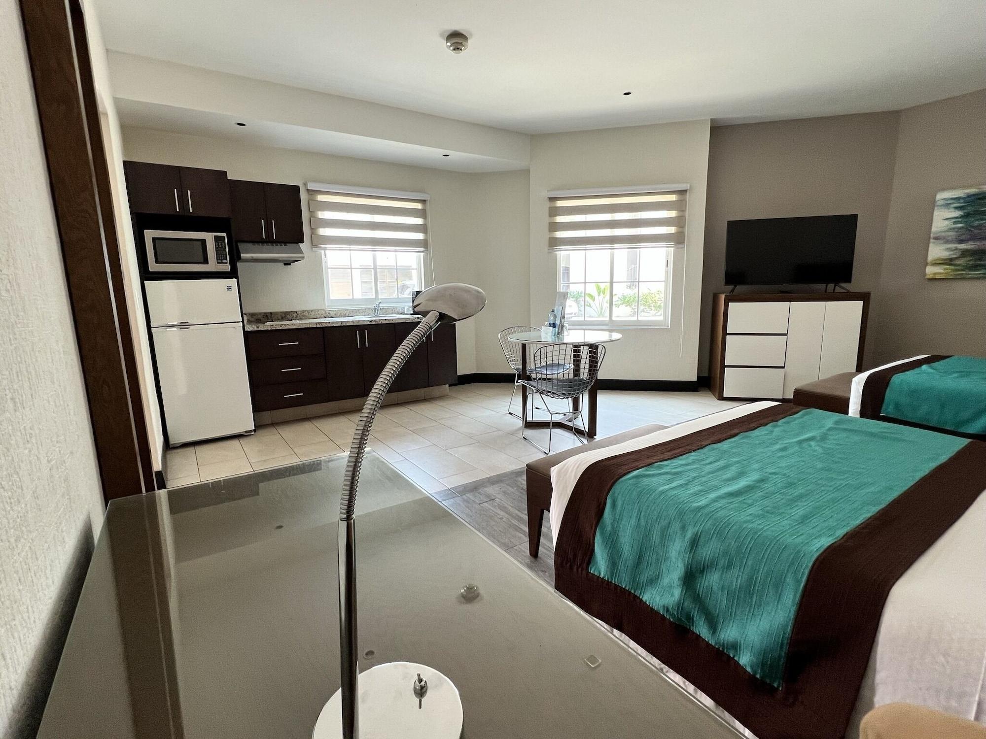 Aurea Hotel And Suites Zapopan Extérieur photo